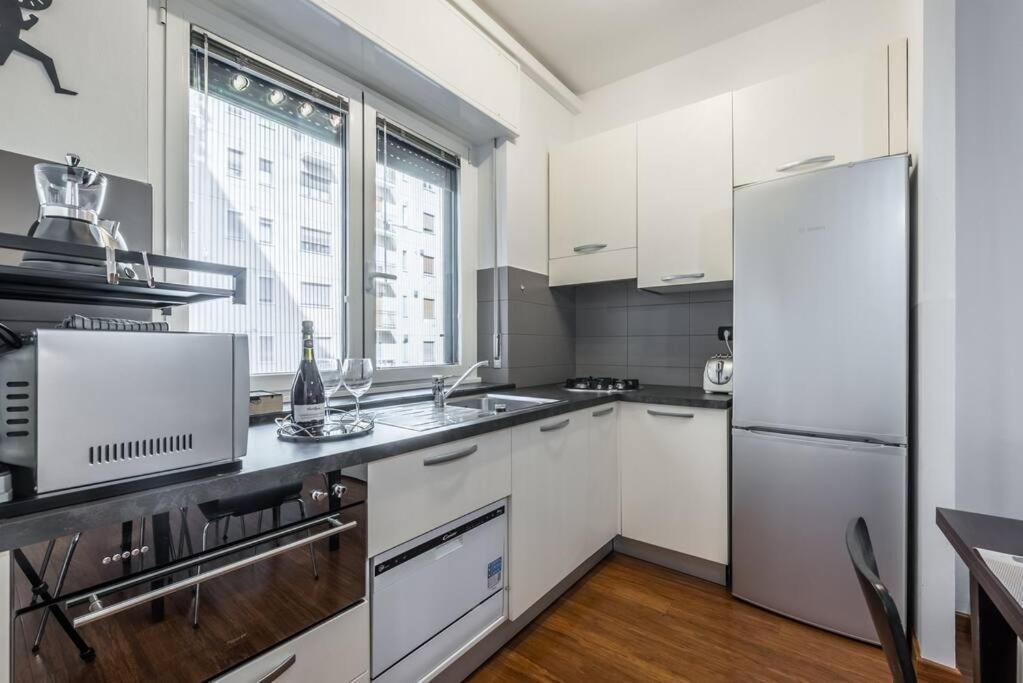 Citylife - Elegante Appartamento Milano Esterno foto